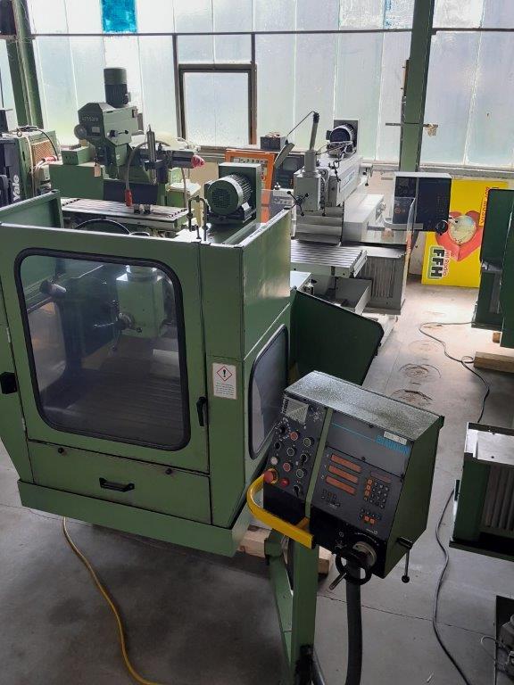 MIKRON WF 31 SA Werkzeugfräsmaschine - Universal