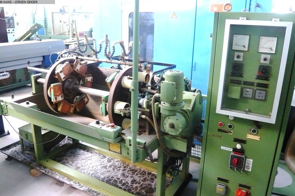 TIEDE Universal 500 W Rißprüfmaschine