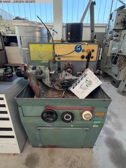 Avyac 3 P 32 Bohrerschleifmaschine – RESALE