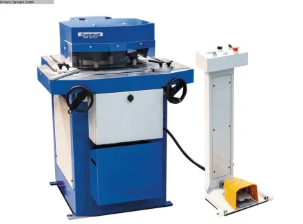 Metallkraft AKM 200-6 VP Ausklinkmaschine – RESALE
