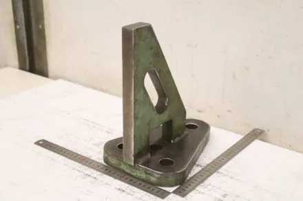 Stahl 250/180/H280 mm Aufspannwinkel mit Nut – RESALE