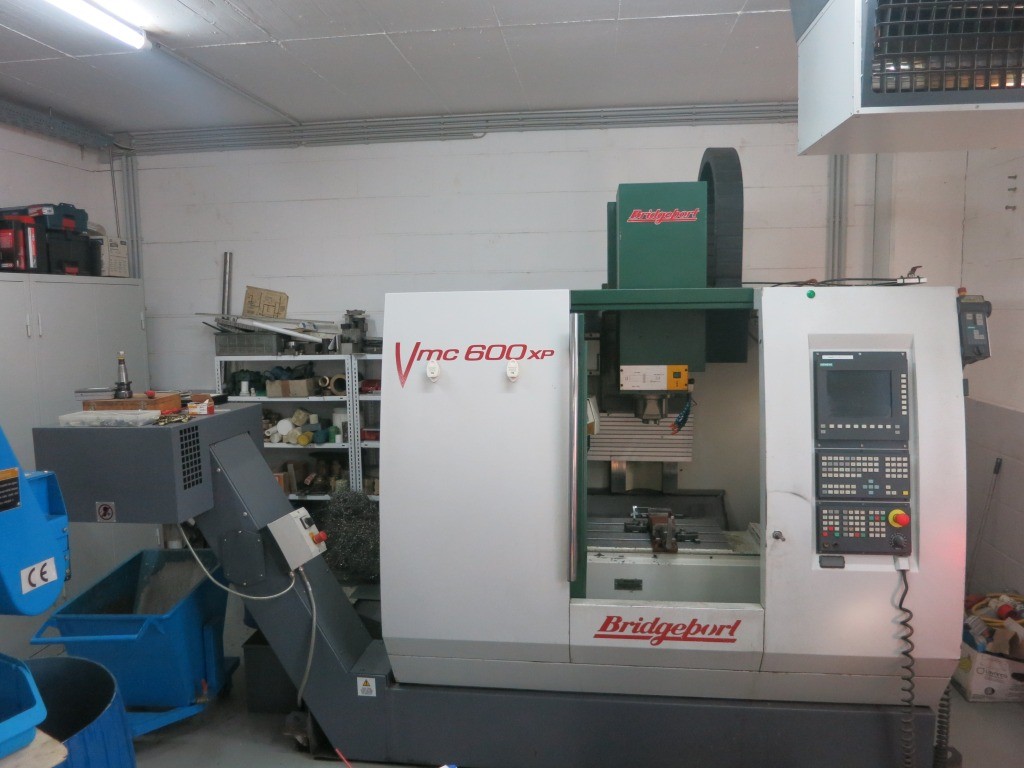 BRIDGEPORT VMC 600 Bearbeitungszentrum - Vertikal