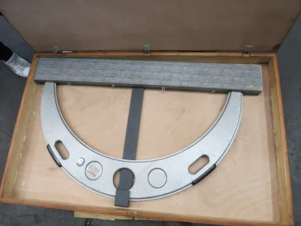 Somet 800-900mm Bügelmesschraube – RESALE