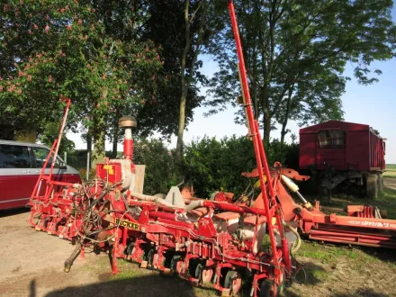 Becker AEROMAT Drillmaschine – RESALE