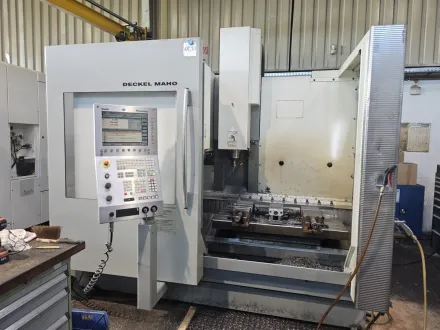 Deckel Maho 1035 V Bearbeitungszentrum - Vertikal – RESALE