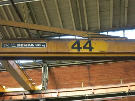 Demag 500 Kg Wandschwenkkran – RESALE