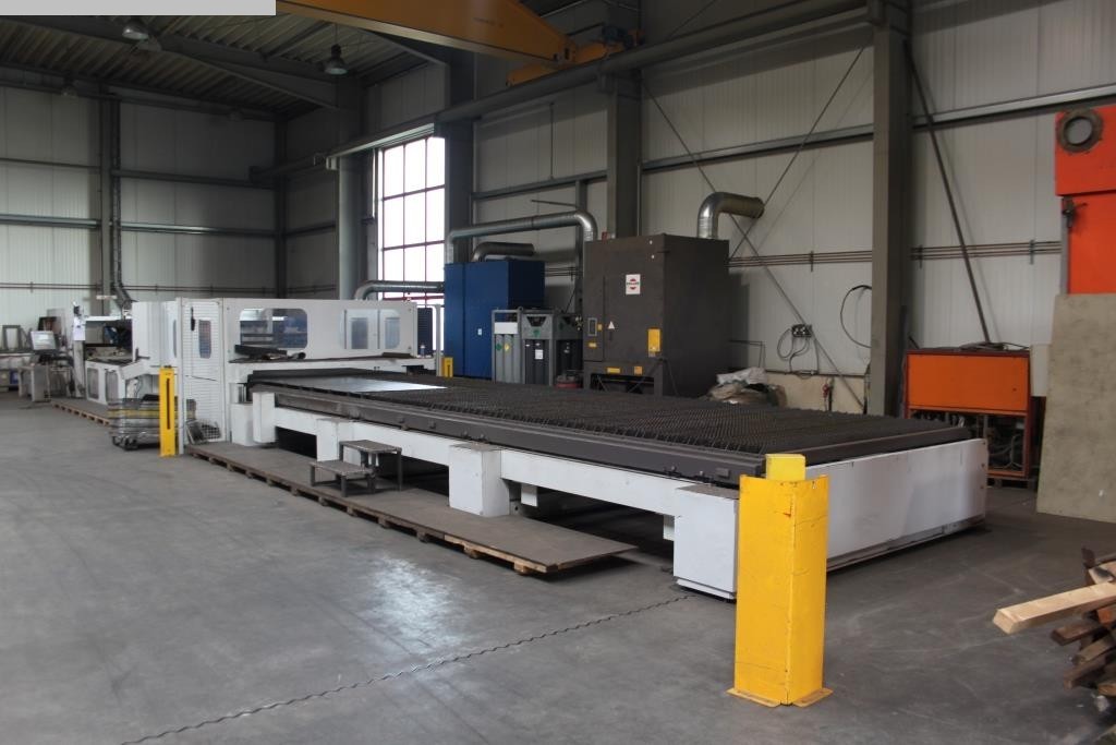 BYSTRONIC Bystar L 4025-8 Laserschneidmaschine