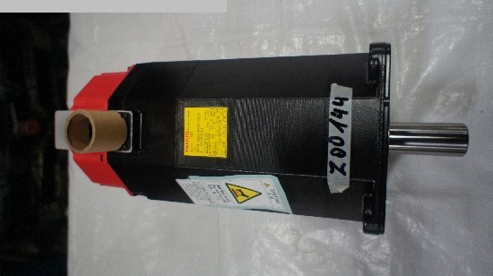 GE FANUC A06B-0502-B042/7000 Motor