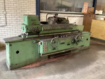 Tos BU 31 Rundschleifmaschine - Universal – RESALE