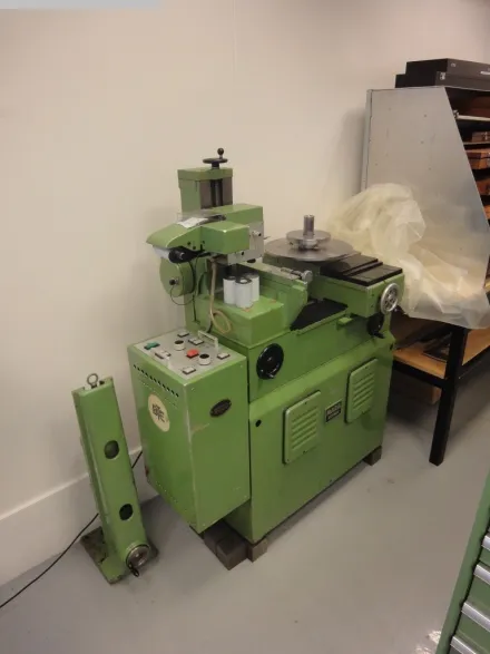 Maag PZH 60 Zahnradprüfmaschine – RESALE
