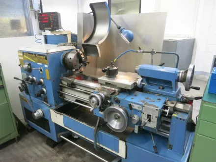 Ernault Somua Cholet 435 Leit- und Zugspindeldrehmaschine – RESALE