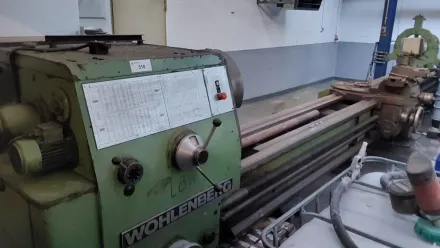 Wohlenberg V1000 Leit- und Zugspindeldrehmaschine – RESALE