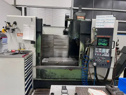 Mazak VTC -20B Bearbeitungszentrum - Vertikal – RESALE