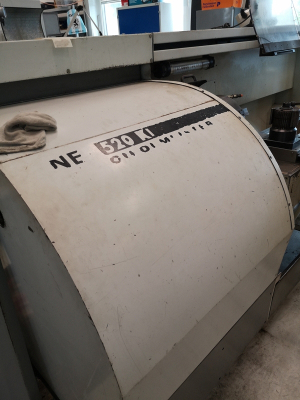 GILDEMEISTER NEF 520 K Drehmaschine - zyklengesteuert