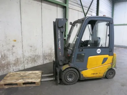 Jungheinrich EFG 425 K Gabelstapler - Elektro – RESALE