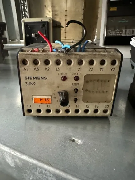 Siemens 3UN9 102 Sicherheitsrelais Ersatzteile – RESALE