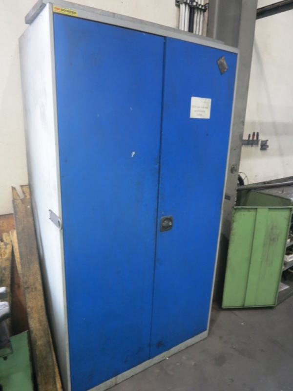 Tuerenschrank Türenschrank