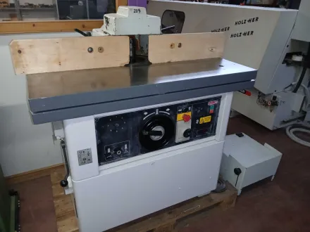 SAC SUERI TS 120/C Spindelfräsmaschine – RESALE