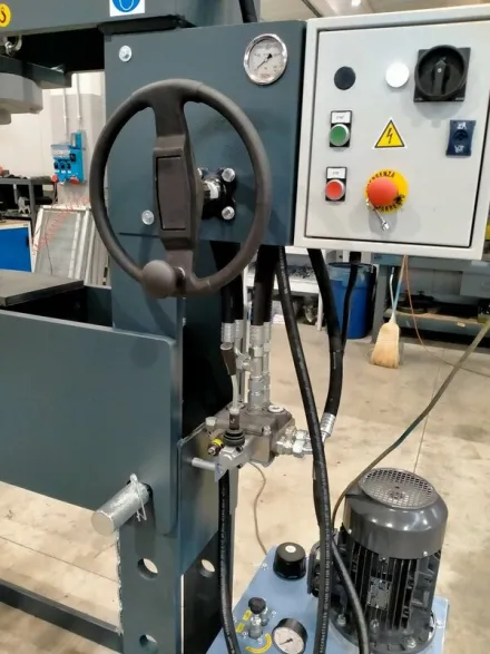 Sicmi PSV 50 Werkstattpresse - hydraulisch – RESALE