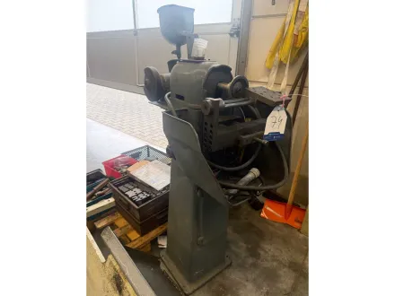 MMB  Stähleschleifmaschine – RESALE