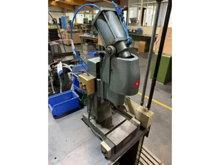 Taumelnietmaschine – RESALE