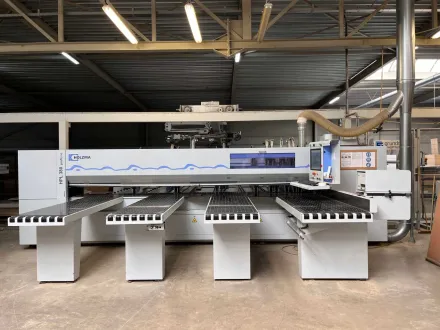 HOLZMA - Profi HPL 380/43/22 - Plattensäge mit Hubtisch - 2010 – RESALE