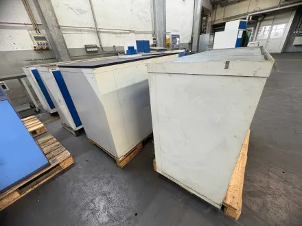 Posten Werkstattschränke ohne Inhalt – RESALE