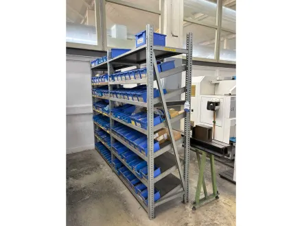 Werkstattregal mit Inhalt – RESALE