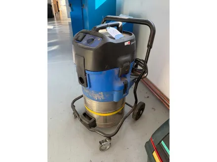 NILFISK ATTIX   Industriesauger – RESALE