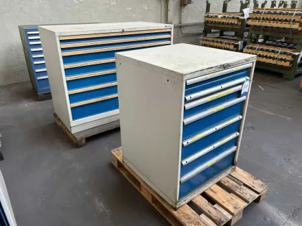 Posten Werkstattschränke ohne Inhalt – RESALE