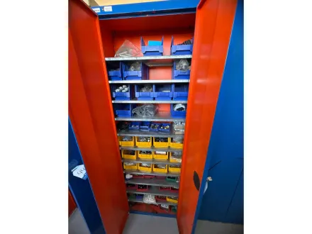 DICK  Werkstattschrank mit Inhalt – RESALE