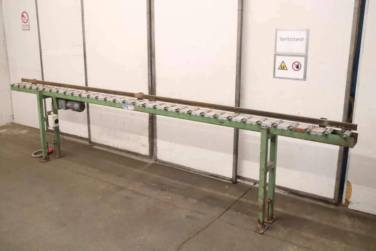 FN Friedrich Niemenn 140 x 4400 mm Rollenbahn angetrieben 3,75 bis 70,2 m/min