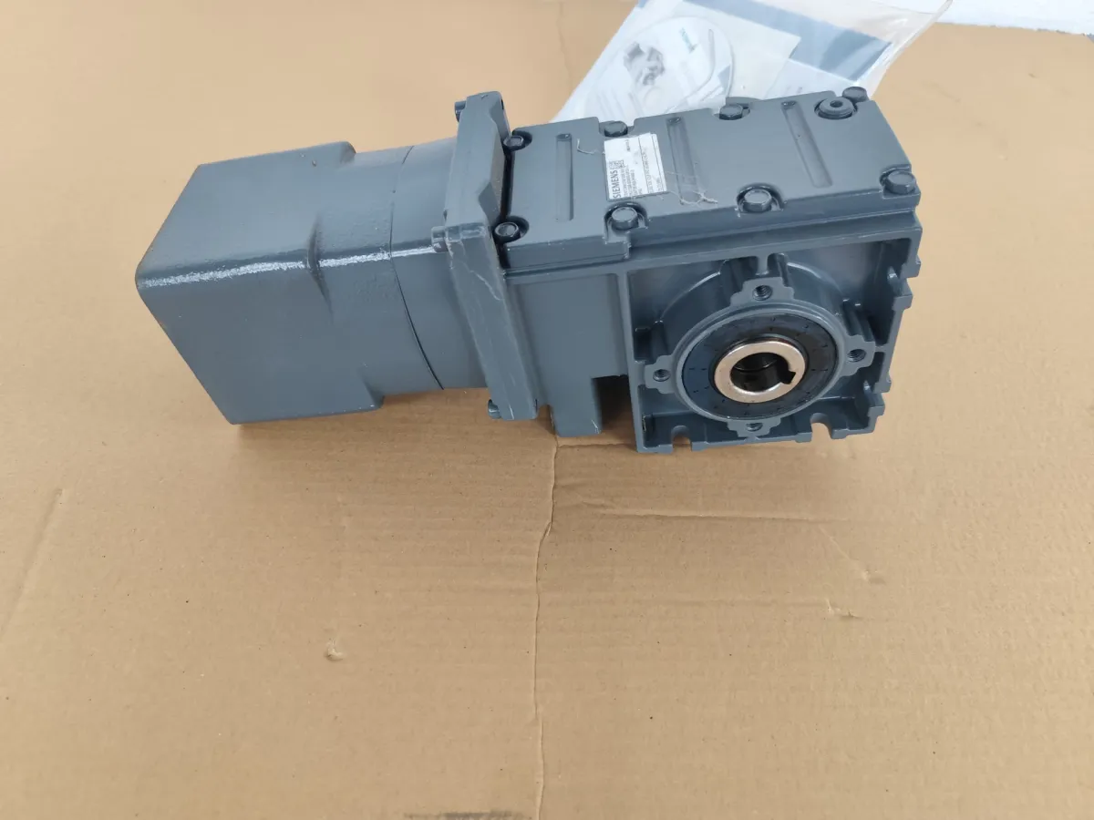 Siemens BAF 26 KQ Sternantrieb Getriebe Bertolaso Füller/Verschließe