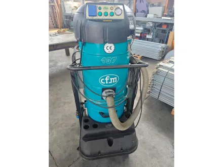 CFM - 137/100 - Industriestaubsauger - 2001 – RESALE