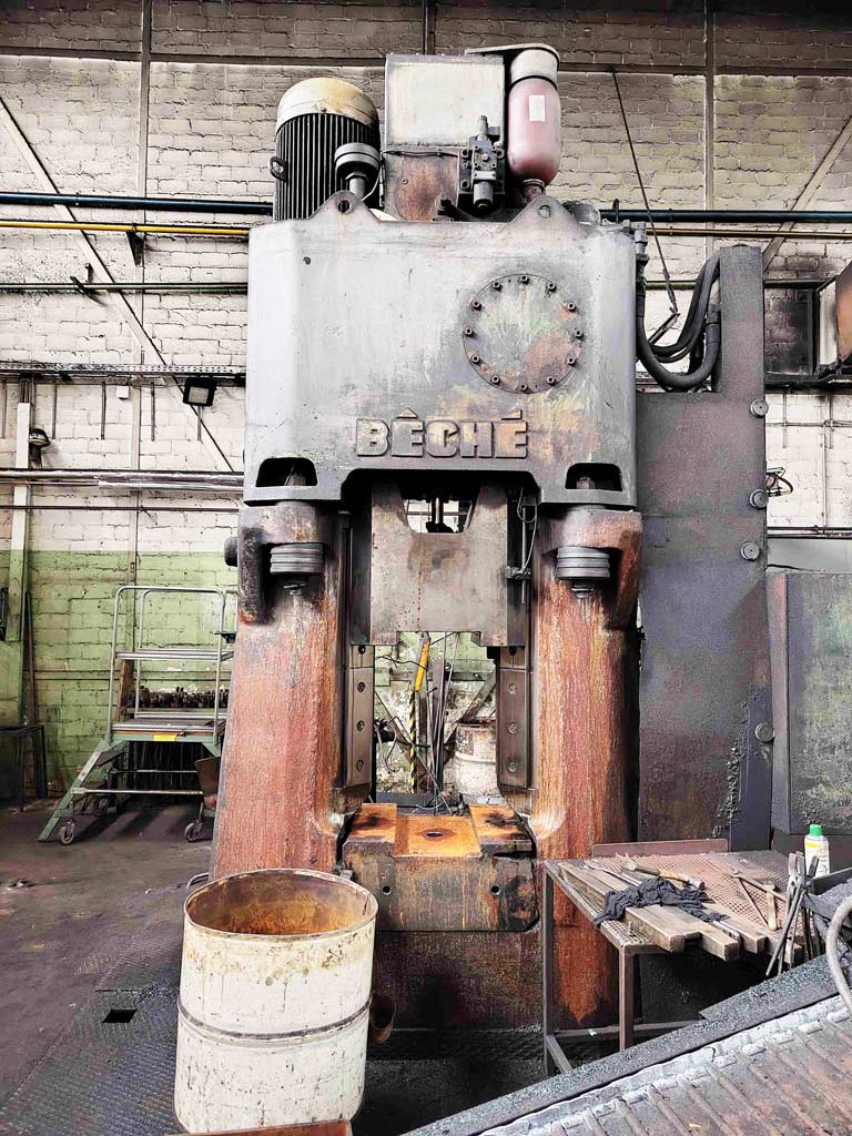 BÊCHÉ KGH 1,6 Kurzhubgesenkhammer