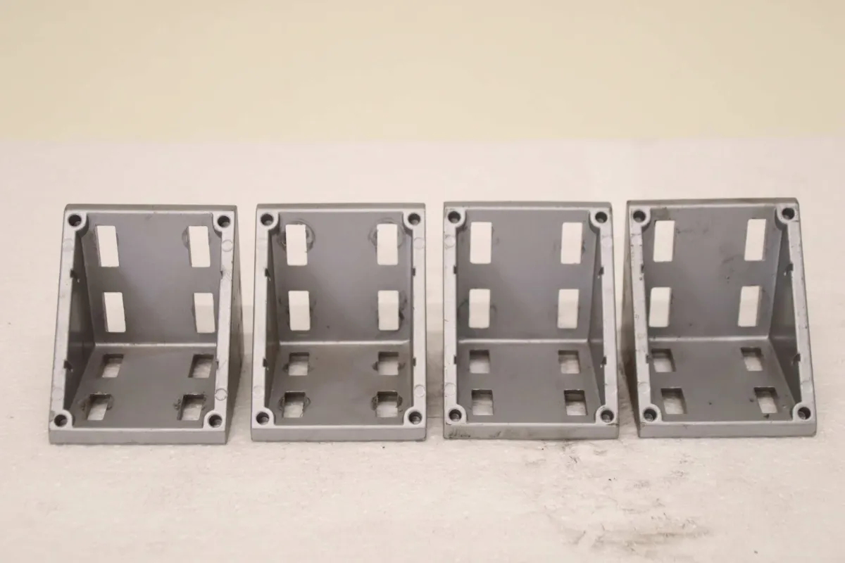75/75/H75 mm / / 78/78/H78 mm Montagewinkel 10 Stück