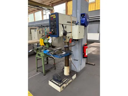ALZMETALL AB 26/SV Ständerbohrmaschine – RESALE