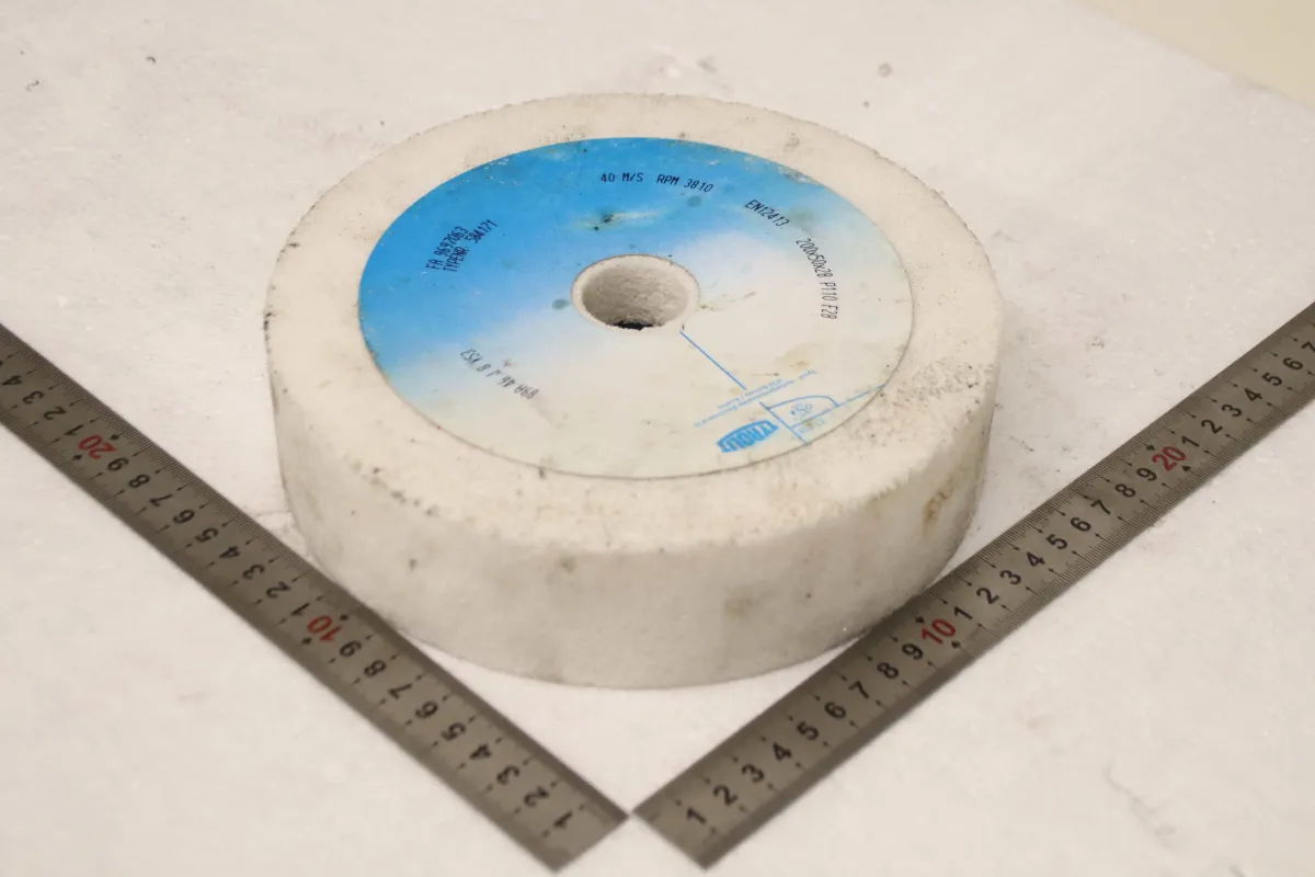 200x50x28 mm 89A 46 J 8 V53 Schleifscheibe