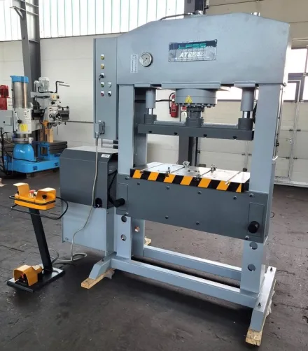 Hesse By Lfss AT 1020/100 Werkstattpresse - hydraulisch – RESALE