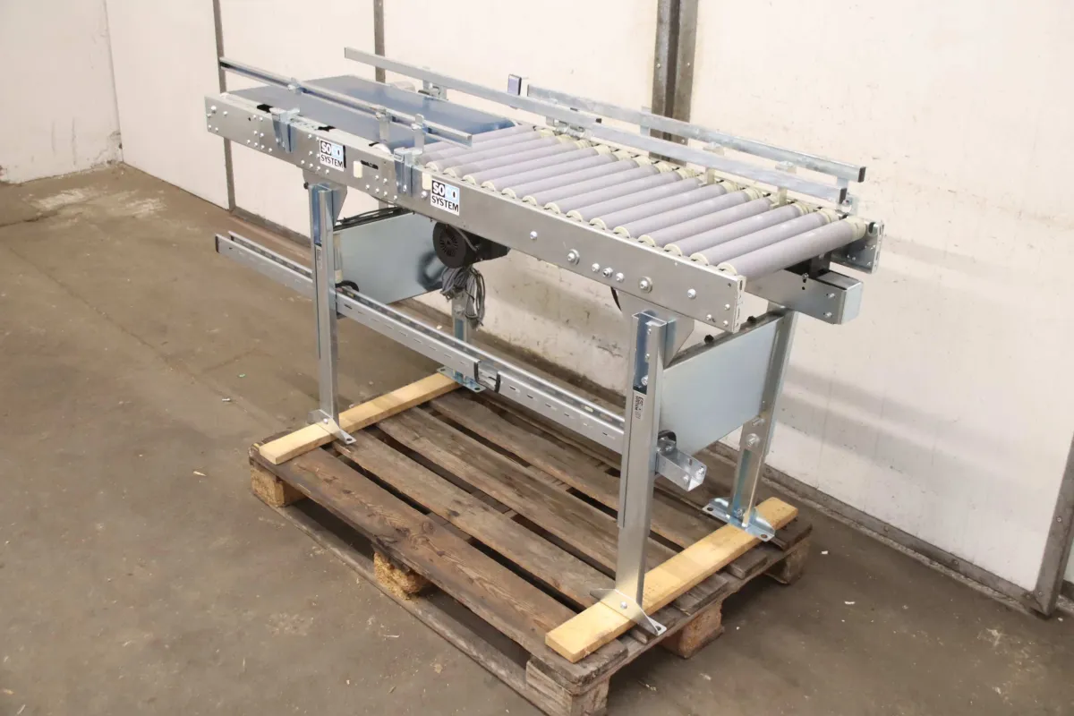 Soco System 380 x 1700 mm Förderband 22 m/min