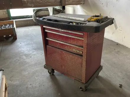 Werkzeugwagen – RESALE