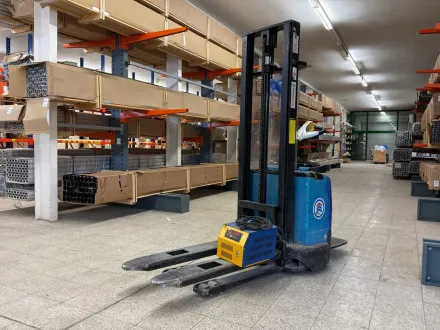Hanse Lifter CL 1032/B Stacker – RESALE