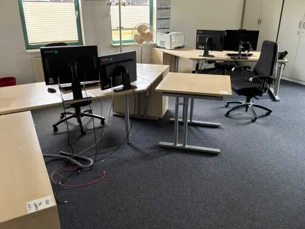 Schreibtisch (2x) – RESALE
