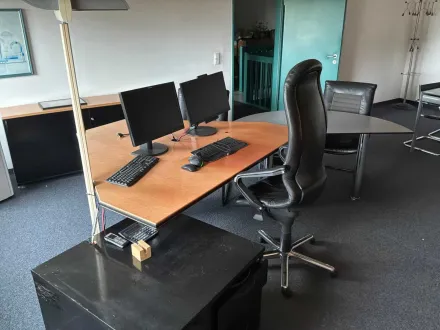 Schreibtisch – RESALE