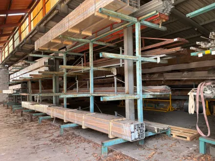 Auslegerrack (3x) – RESALE