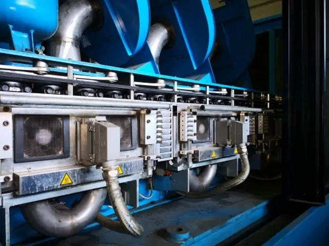 Sipa Used Blow Moulding Machine Si