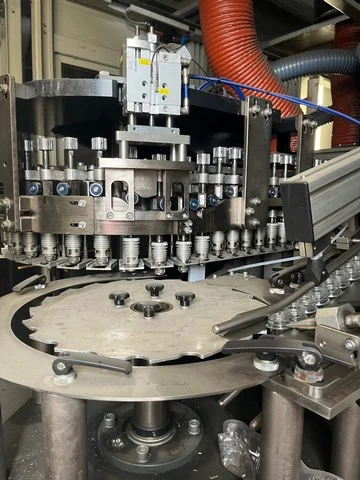 Kosme Used PET Blower Blow Moulding Machines – RESALE