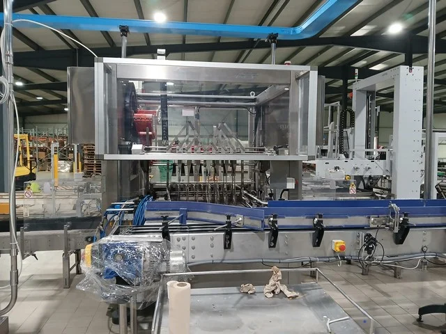 APE Used case packer