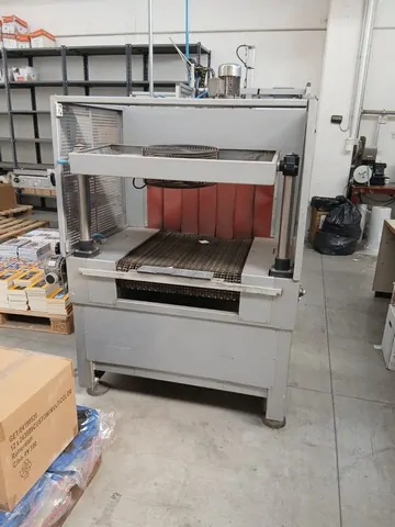 Novopac Used Shrink Wrapper 2004 10 p
