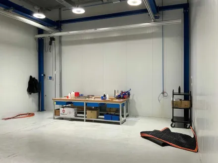 GH 250 kg Elektrohebel auf Schienen – RESALE